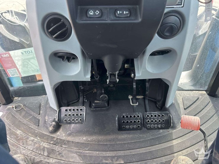 new-holland-ts6.120-image-20