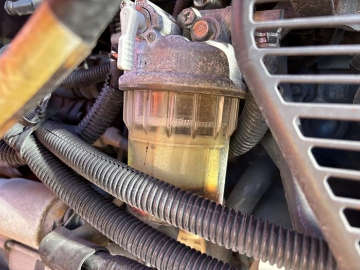 2019-kubota-m7060d-image-47