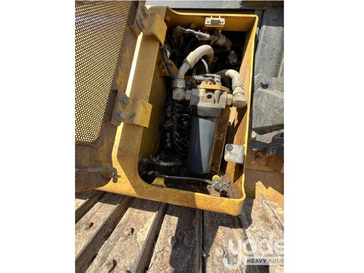 2023-komatsu-d61pxi-24-image-38