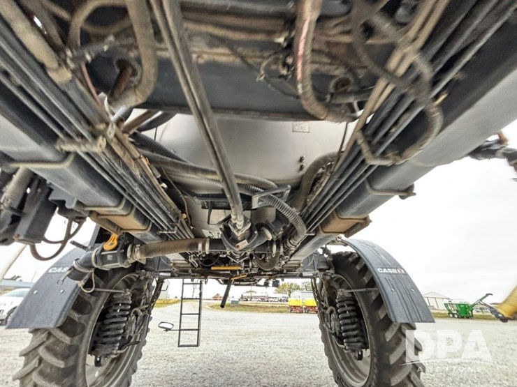 2019-case-ih-patriot-4440-image-54