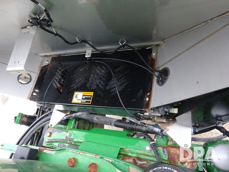 2018-john-deere-f4365-image-66