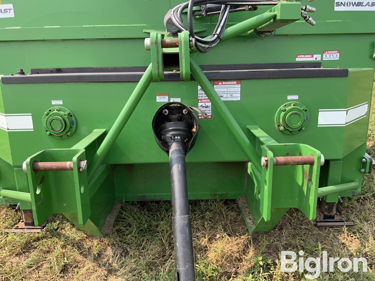 snowblast-9600a-3-pt-snow-blower-image-11