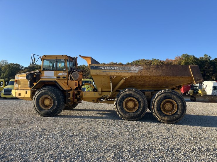 2000-volvo-a35c-image-11