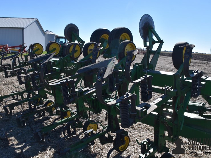 john-deere-845-image-20