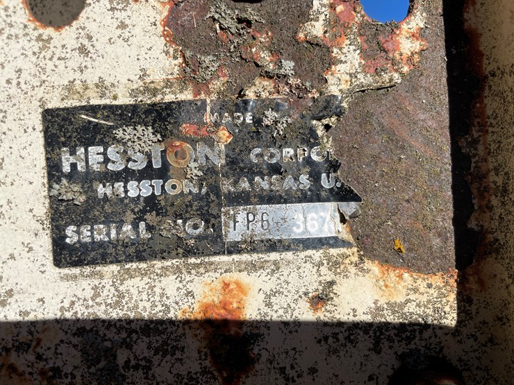 #5920-•-heston-chopper-with-hay-head-image-35