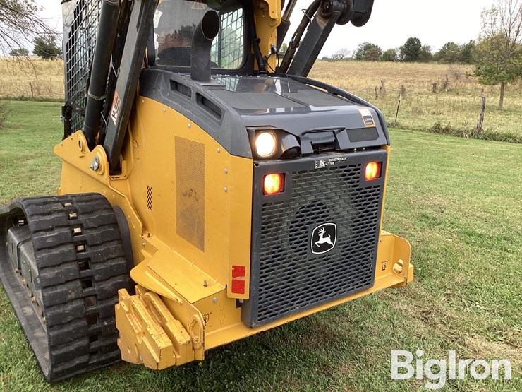 2021-deere-325g-image-19