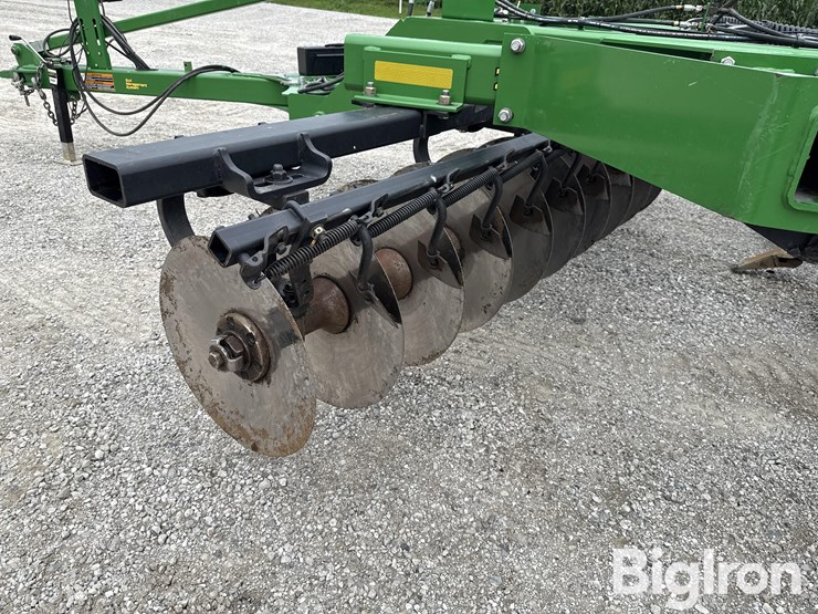 john-deere-2720-image-16