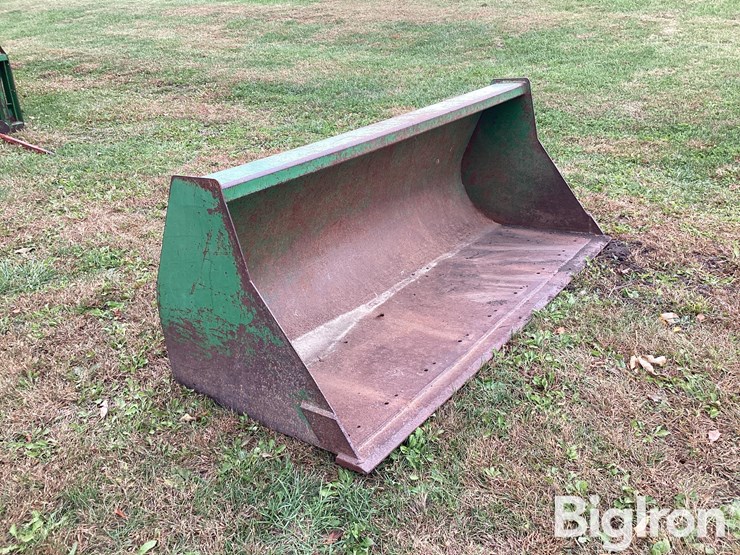 john-deere-72-image-3