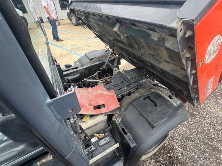 kubota-rtv-x1100c-image-9