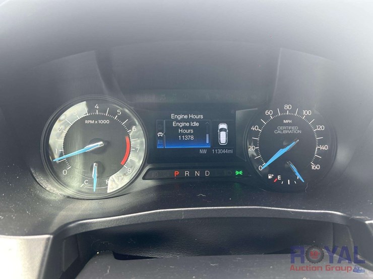 2018-ford-explorer-image-12