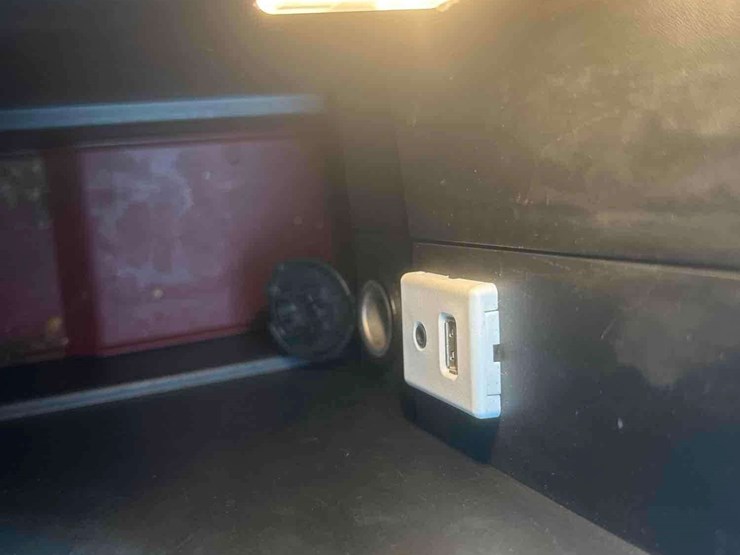 2015-gmc-terrain-suv-image-32