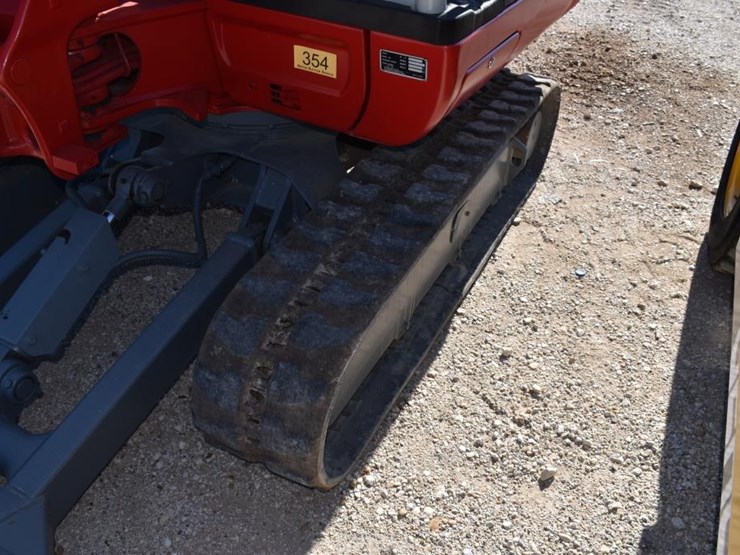 takeuchi-tb230-image-7