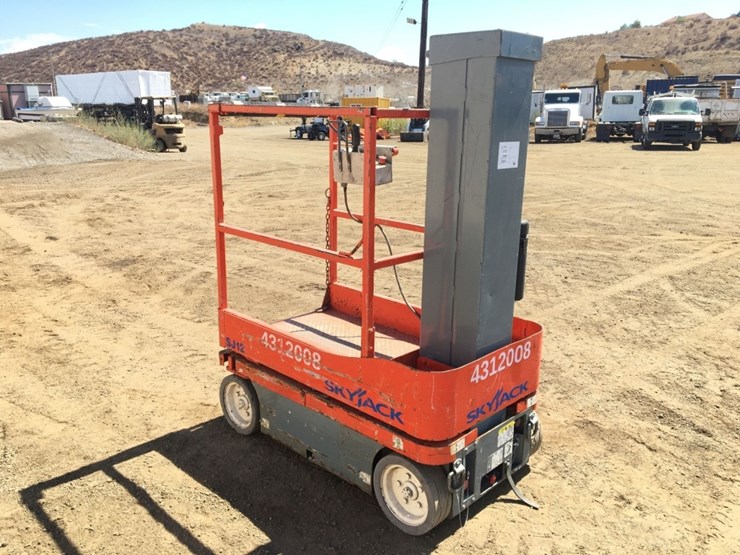2011-skyjack-sj12-image-2