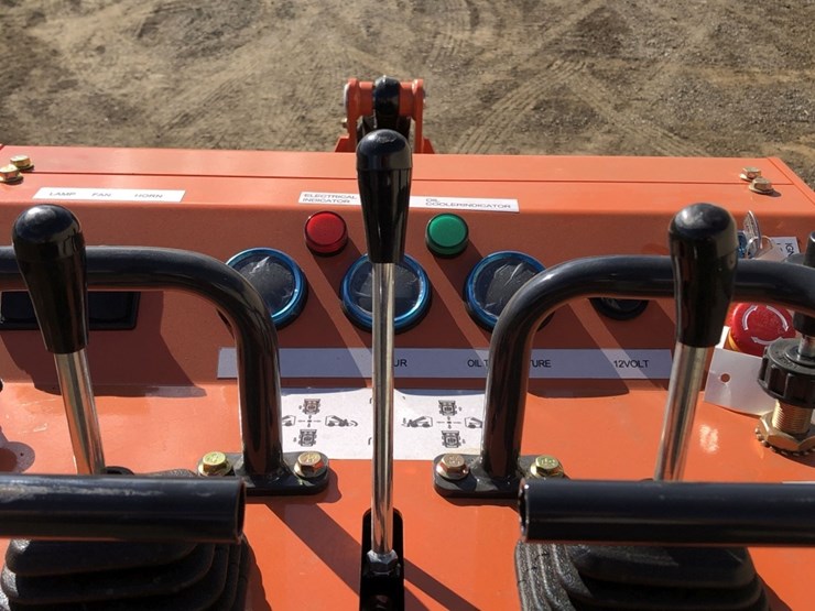 unused-2025-landhero-ldh-t460-stand-on-compact-image-5