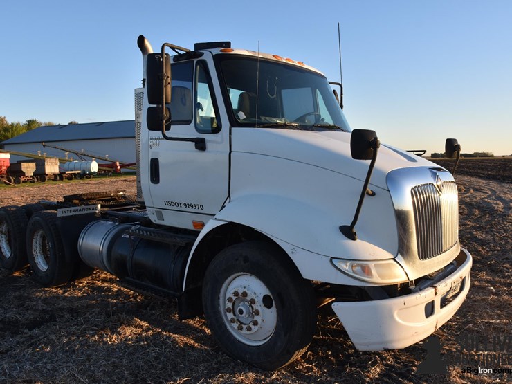 2007-international-8600-image-3
