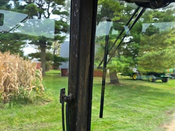 john-deere-4455-image-32