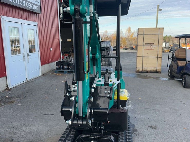 2025-agt-mh12z-mini-excavator-image-2