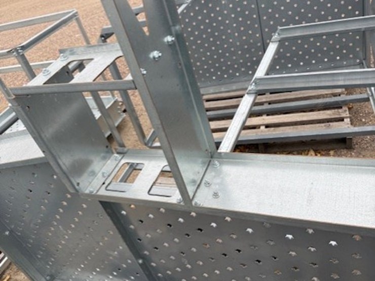 5-galvanized-platforms-(pd5315)-image-3