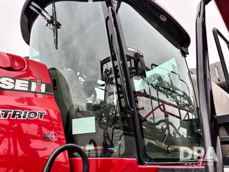 2019-case-ih-patriot-4440-image-30