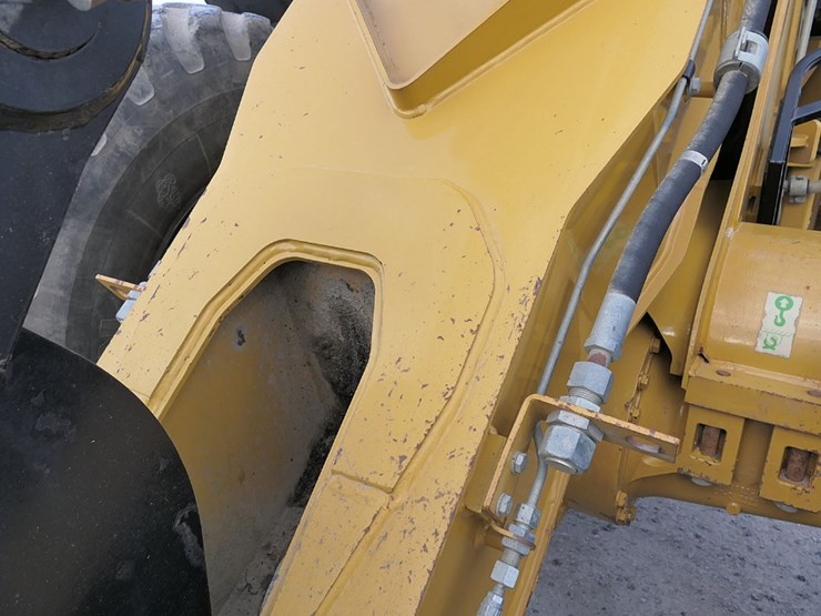 2014-caterpillar-924h-image-9
