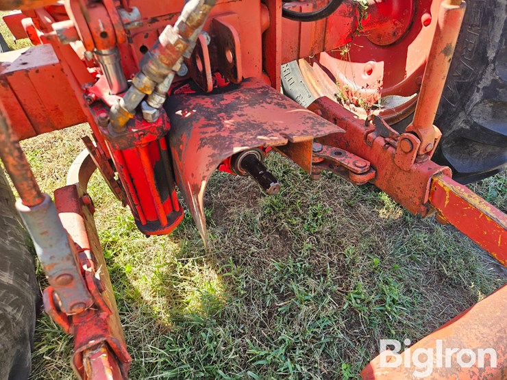 international-300-image-16