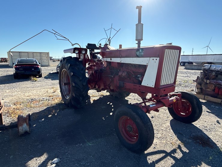 1965-international-706-image-2