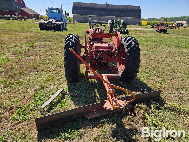 international-300-image-7