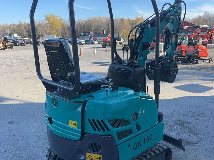 2025-cfg-qk16z-mini-excavator-image-5