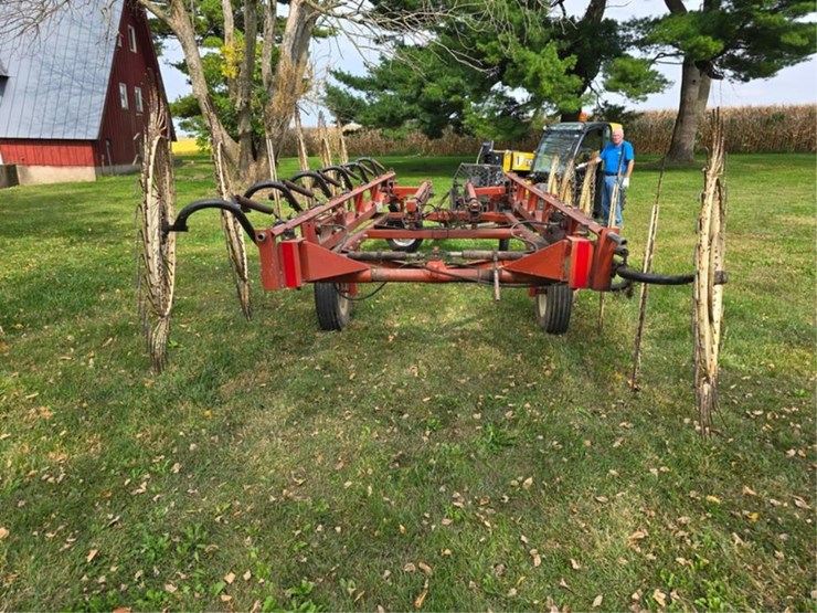 hesston-3982-image-4