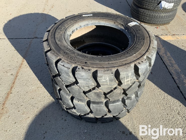 bkt-powertrax-hd-10-16.5-skid-steer-tires-image-6