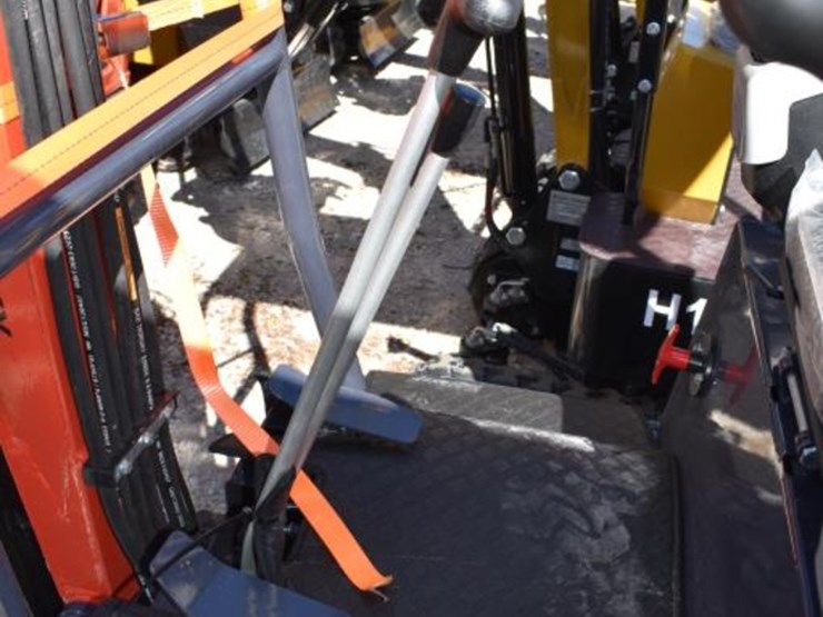 cfg-mx15rx-mini-excavator-(serial-#-mx15rx2025x002074)-(k)-image-7