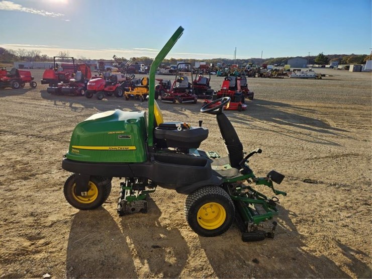 john-deere-2500e-image-6