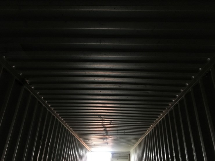 2010-triton-high-cube-image-9