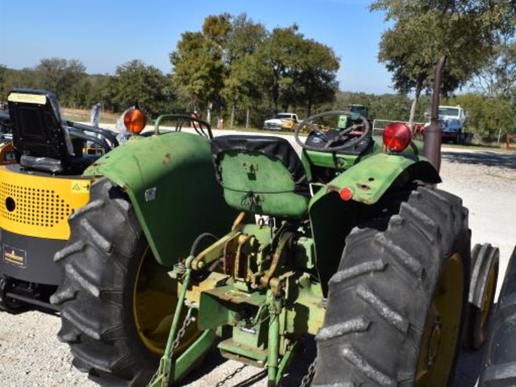 john-deere-1050-image-6