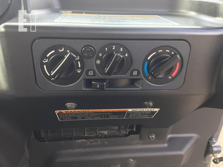 2014-kubota-rtv-x1100c-image-20