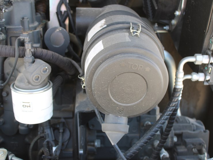 2021-new-holland-w80c-image-54