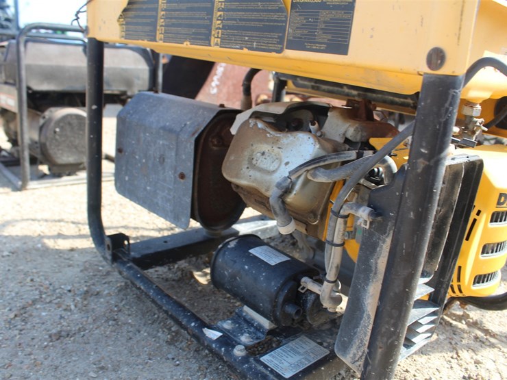 #2586-•-dewalt-6500-generator-|-parts/repairs-image-6