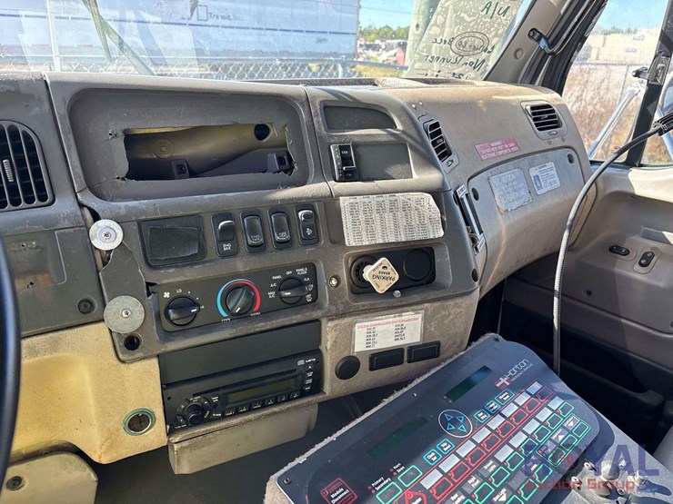 2008-sterling-acterra-image-9