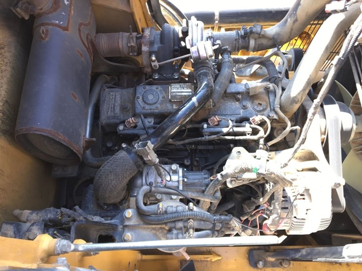 2019-deere-210lep-image-7