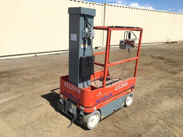 2011-skyjack-sj12-image-1