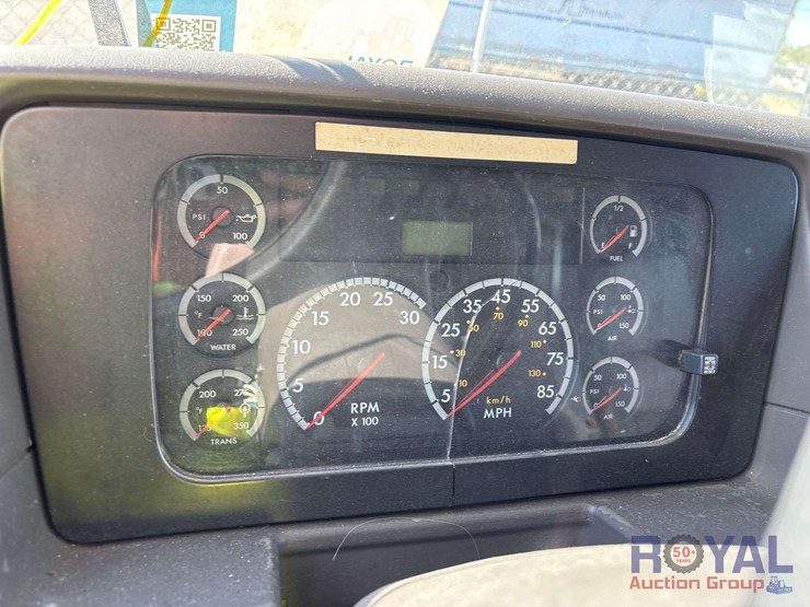 2008-sterling-acterra-image-8