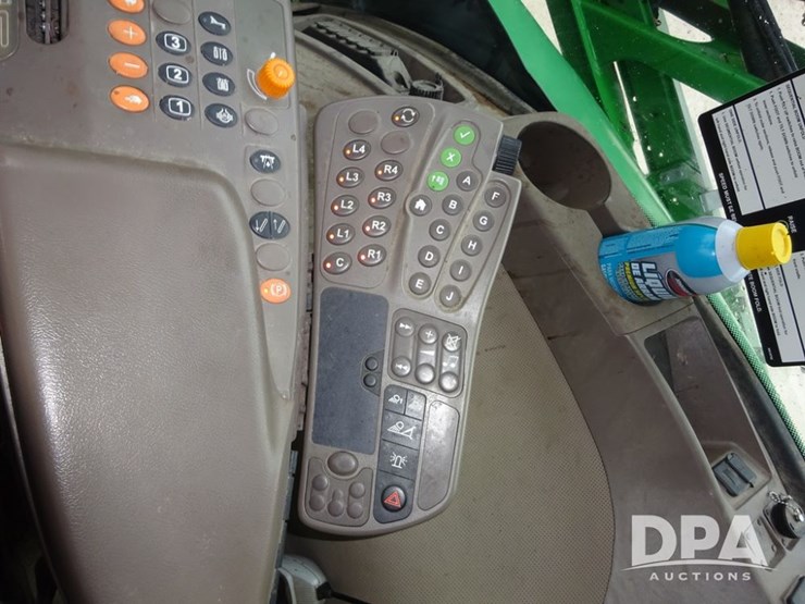 2017-john-deere-r4038-image-119