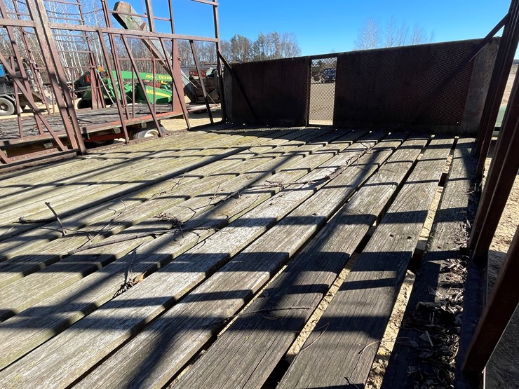 #5927-•-16'-hay-rack-image-17