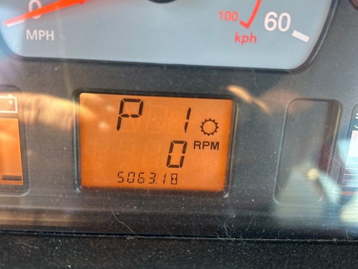 2012-ag-chem-rg1100-image-13