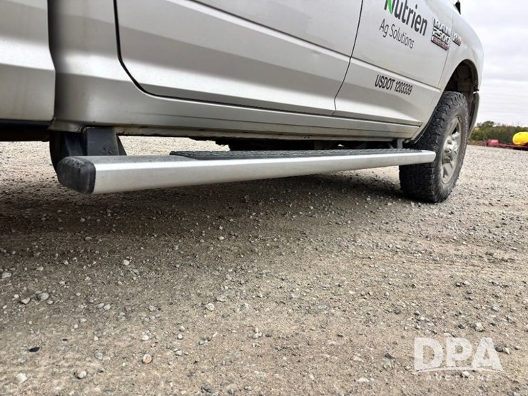 2017-ram-2500-heavy-duty-slt-4x4-pickup-(gp11747,-unit-98702)-image-42