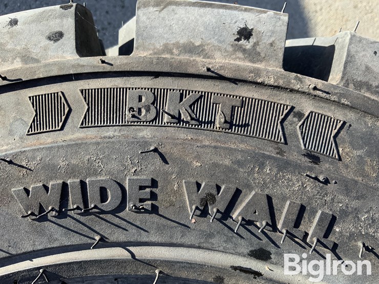 bkt-powertrax-hd-10-16.5-skid-steer-tires-image-12
