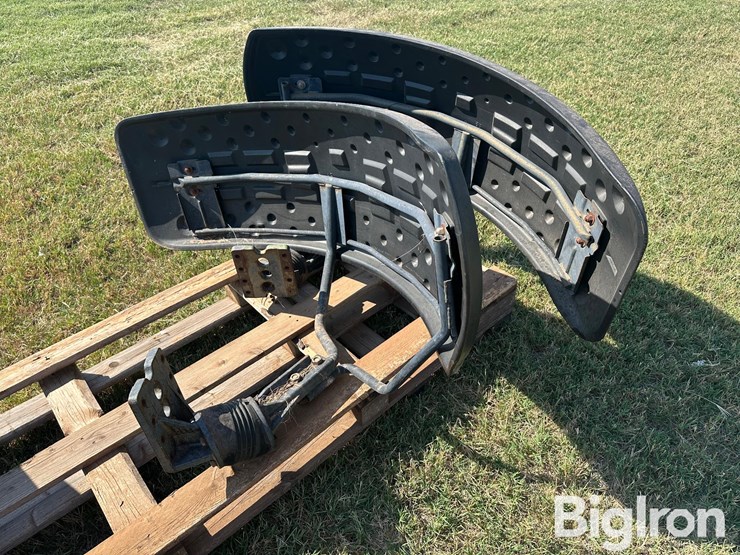 john-deere-8210-image-1