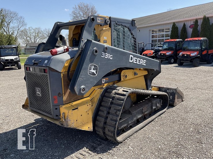 2017-deere-331g-image-5