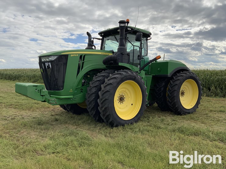 2015-john-deere-9370r-image-1