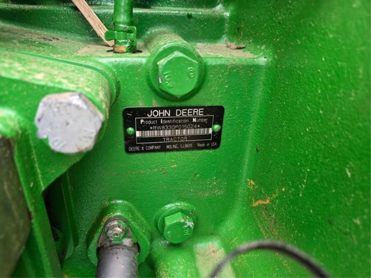 john-deere-8330-image-8